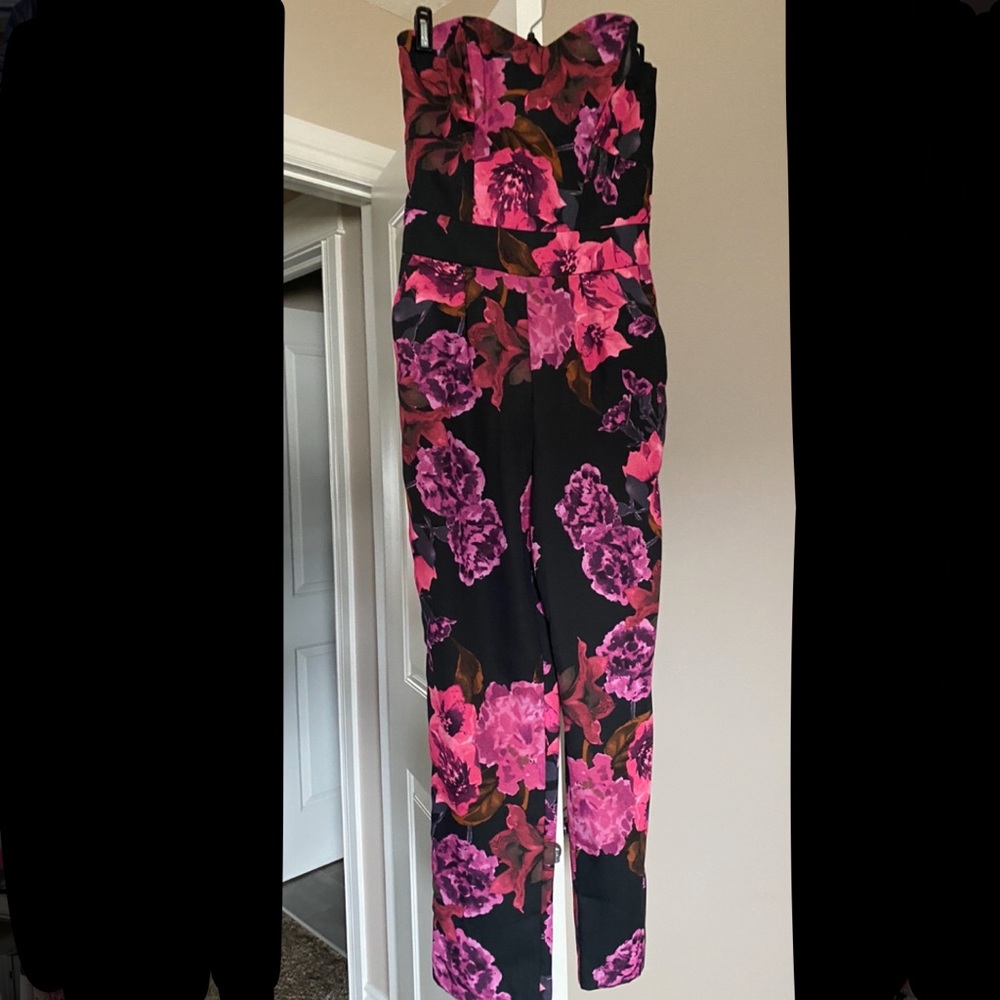 Size 4 ASOS jump suit like new! Excellent condition